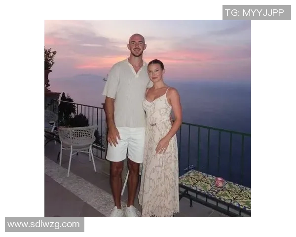 亚历克斯卡鲁索：从默默无闻到NBA明星的奋斗历程与成长故事